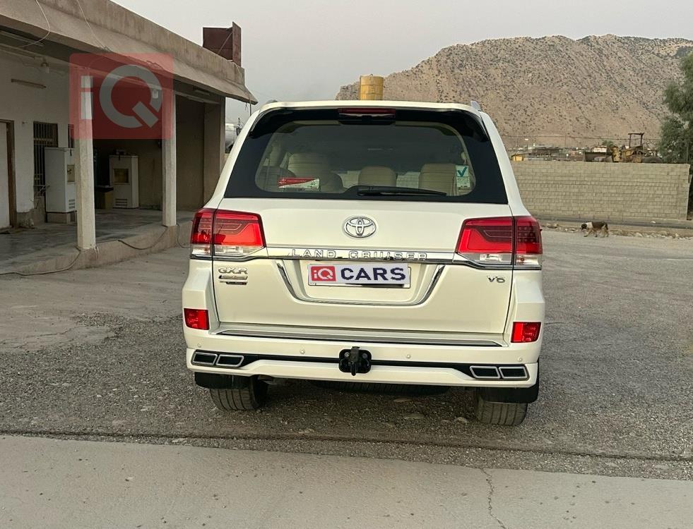 تويوتا لاندكروزر